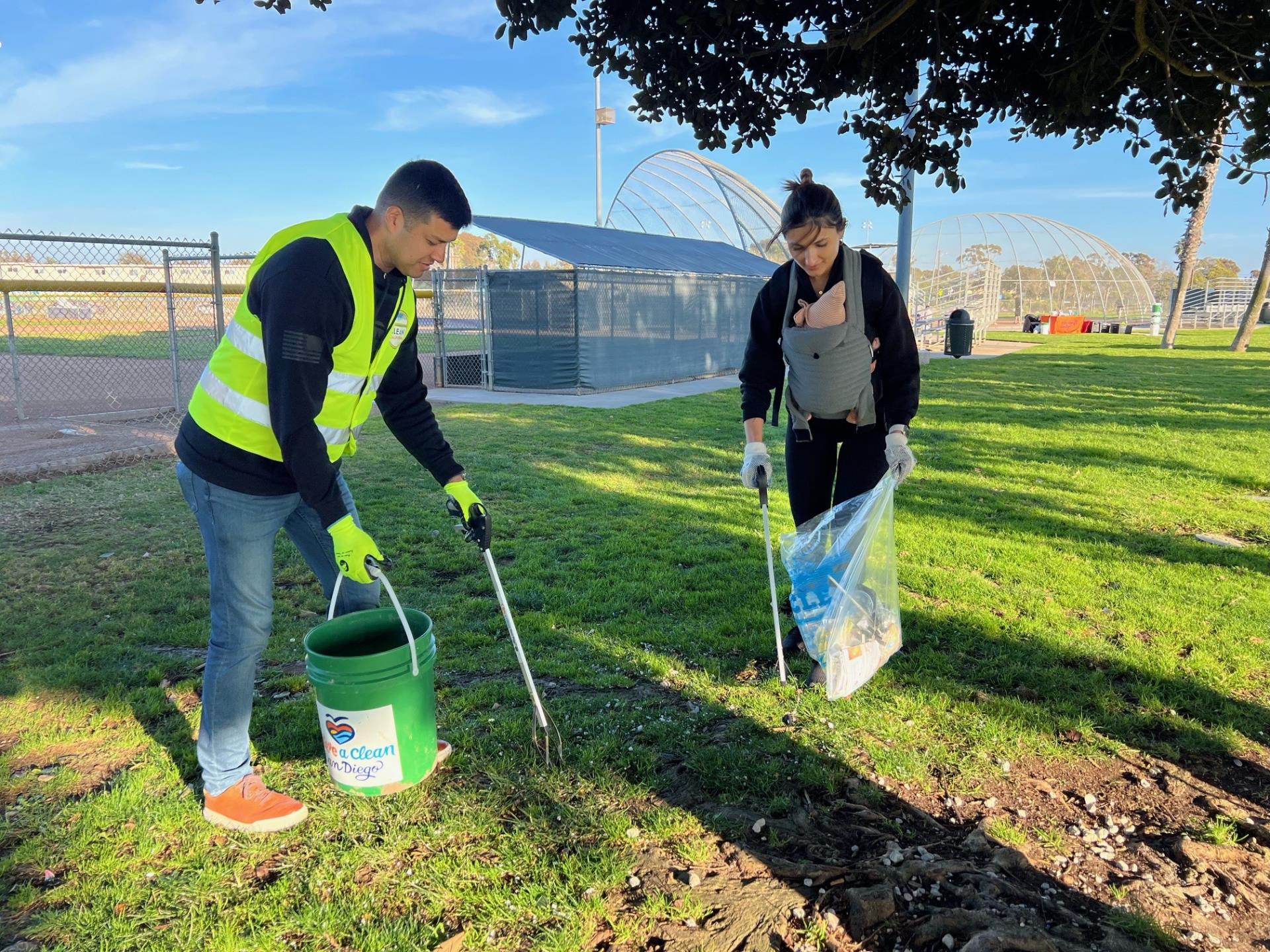 Volunteers at Ron Ortega